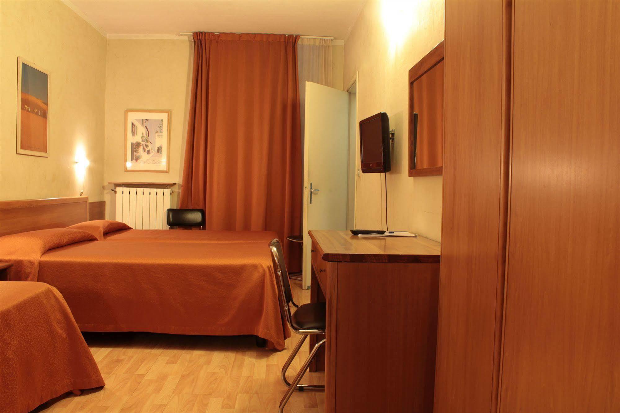 Hotel Montevecchio Turin Bagian luar foto